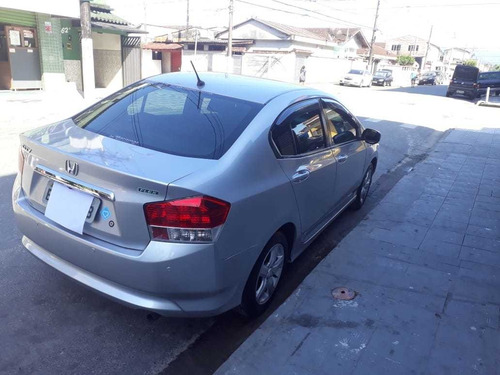 Carro De Mulher, Segunda Dona, Documento,funilaria, Motor Ok