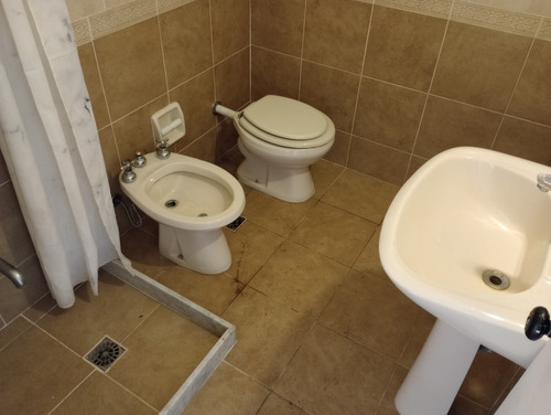 Imagen 16 de 17 de Apartamento 2 Dormitorios Prado Parque Posada Piso Alto