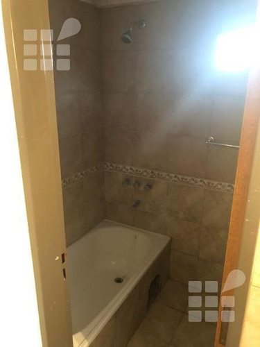 Imagen 8 de 11 de Departamento - La Plata