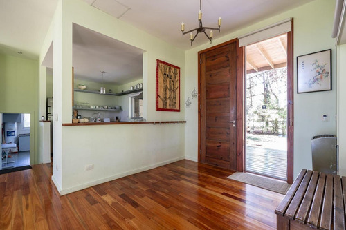 Casa 5 Ambientes C/dependencia Y Pileta. La Herradura. Pinamar Venta