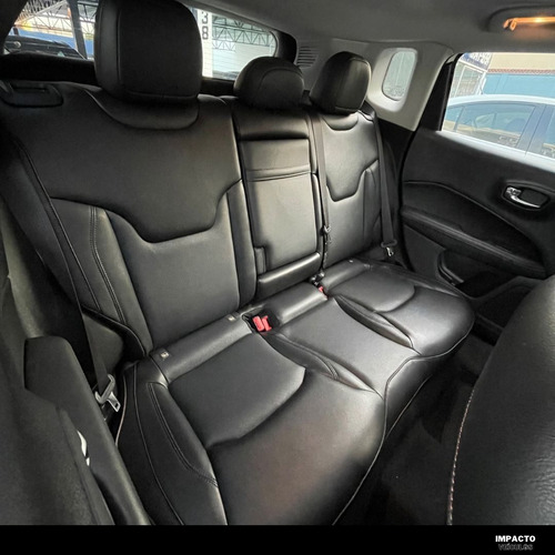 Imagem 6 de 9 de Jeep Compass 2.0 16v 4p Longitude Turbo Diesel 4x4 Automátic