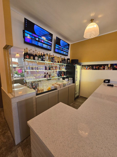 Venta Fondo De Comercio De Restaurante En Alto Prado, Listo Para Operar Con Permiso De Licores (a.v)