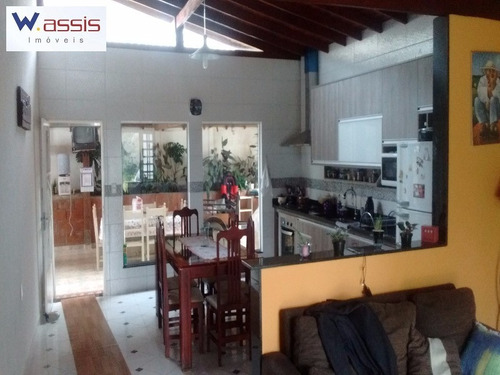 Chácara Em Campo Limpo Paulista, Bairro Nova Germania, Fácil Acesso. 1156 M2 De Terreno E 300 M2 De Construção, Todo Gramado, Plano, Casa Térrea - Ch00015