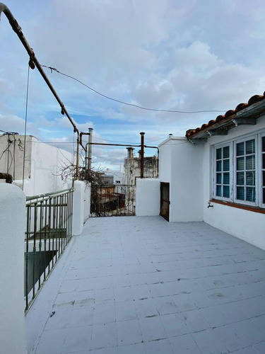 Casa En Venta En Caseros 1343