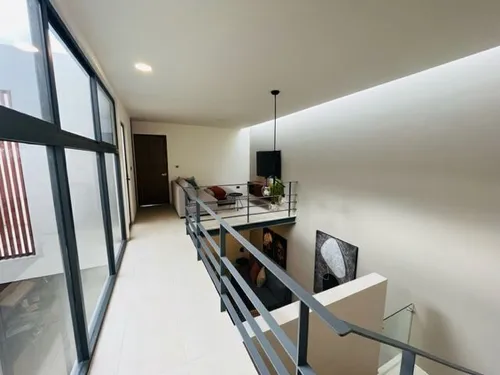Estrena Casa En Zakia, 3er Recamara En Pb, 3.5 Baños, Jardín, Alberca, Lujo!