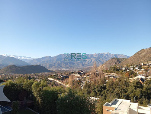 Casa En Venta De 4 Dorm. En Lo Barnechea