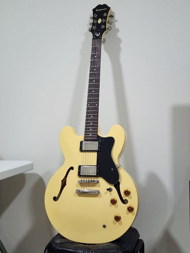 Epiphone Dot 335 Custom Shop Limited Edition Cream Diestro Crema Palo De Rosa (Usado)