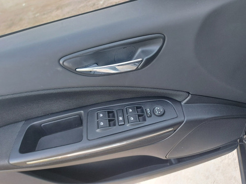 Imagen 7 de 10 de Fiat Bravo 2013 1.6 Dynamic Multijet 120cv