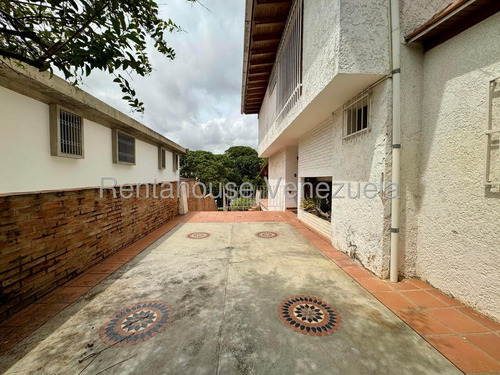 Se Vende Bella Casa En Cumbres De Curumo Mls 26-356