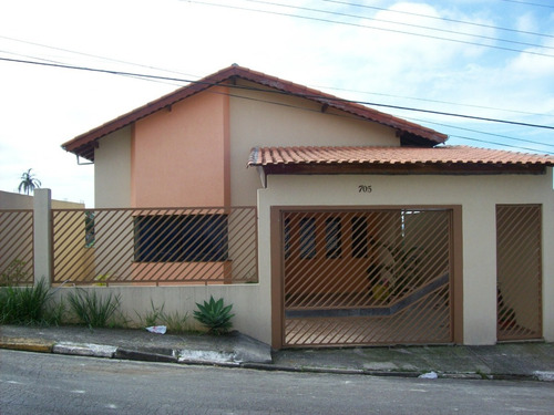 Imagem 1 de 1 de Sobrado À Venda 5 Dormitórios 2 Vagas Suzano Sb-0005