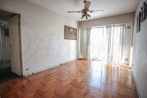 Imagen 5 de 25 de Departamento De 3 Ambientes Con Balcón Francés - Caballito