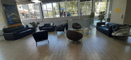 Oficina Planta Libre, Providencia