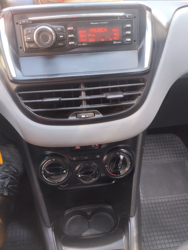 Peugeot 208 1.5 Allure