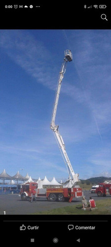 Caminhão Bombeiro Autoescada E Plataforma