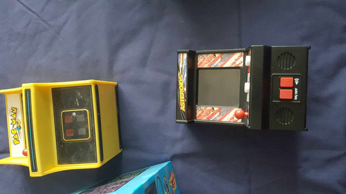 Mini Arcade Asteroids (Usado)
