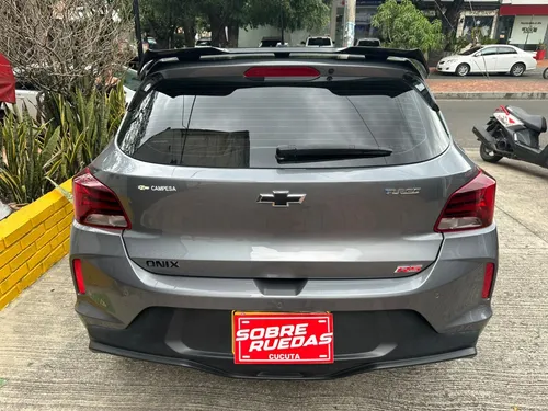 Chevrolet Onix 1.0T Rs Mt