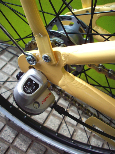 Imagen 3 de 7 de Bicicleta Rodado 28 Urbana Masa Nexus Aluminio Liviana + Luz
