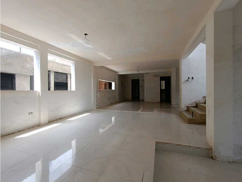 Casa En Venta En Urb. El Bosque Pe-8370409