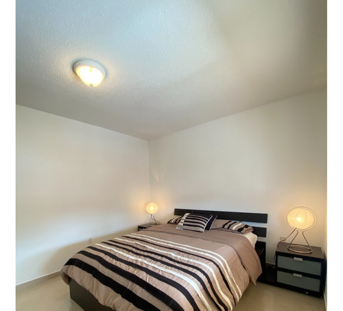 En Venta Moderno Town House, Ubicado En El Conjunto Residencial Porlamar Villas