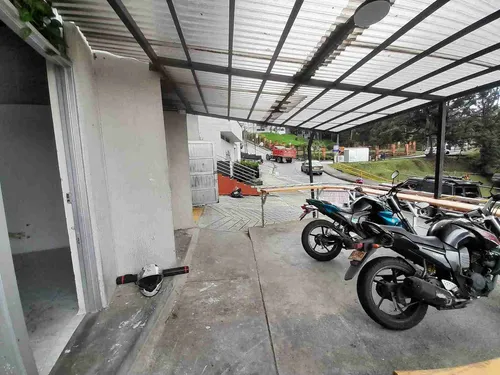 Local En Arriendo En Saenz - Manizales (279057838).