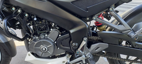 Imagen 8 de 20 de Bajaj Rouser Ns200