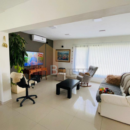 Venta Casa En Tejas 4, 3 Dormitorios, 3 Baños