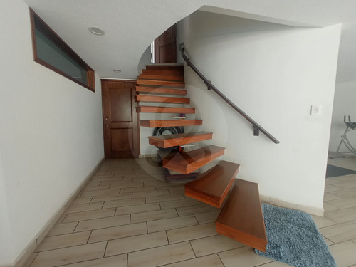 Renta O Venta Casa 7 Habs. De Lujo En Fuente De Las Lomas En Interlomas
