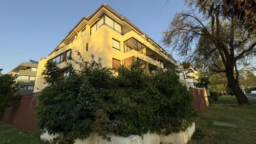 Venta Depto Con Excelente Ubicación En Vitacura