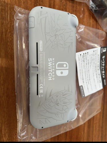 Nintendo Switch Lite Pokemon Sword And Shield Edition Nuevo (Usado)