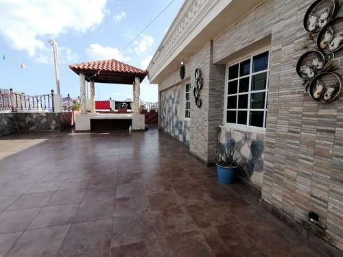 Penthouse En Venta Naco 600 Mts Con Terraza Privada