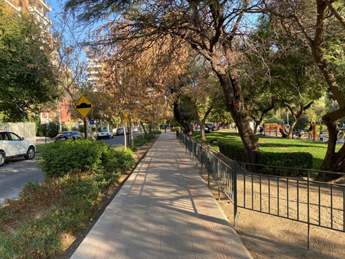 Impecable Departamento En El Mejor Sector De Providencia