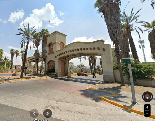 Casa Ubicada En Fraccionamiento Urbi Quinta Santiago, Tonalá Jalisco. Con 2 Recamaras Y 108m2. A Unos Minutos De Parque El Mirador.