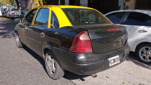 Imagen 5 de 8 de Chevrolet Corsa 1.8 N/gnc Impecable C/s Licencia