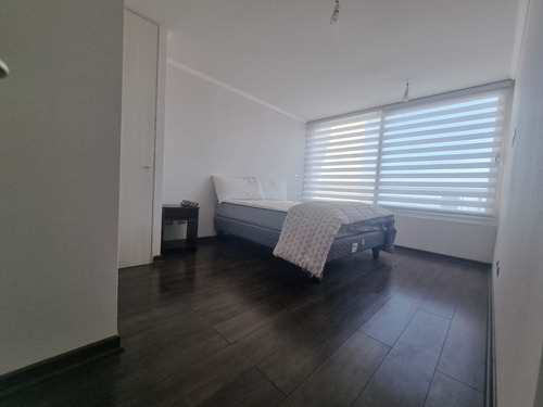 Se Arrienda Depto 2d+2b+1est Sin Amoblar 1.000.000/ Semiamob