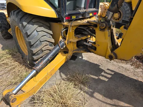 Pala Con Retro Cat 430e 4x4 En Tucumán Envíos Al País