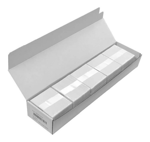 Imagem 1 de 6 de Cartão Pvc Branco 0,76mm Cr80 500 Unidades