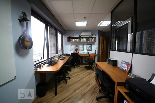 Apartamento Ponto Comercial Para Alugar Com 118m², 2 Quartos E 2 Vagas