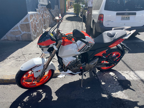Motocicleta Hyper 280