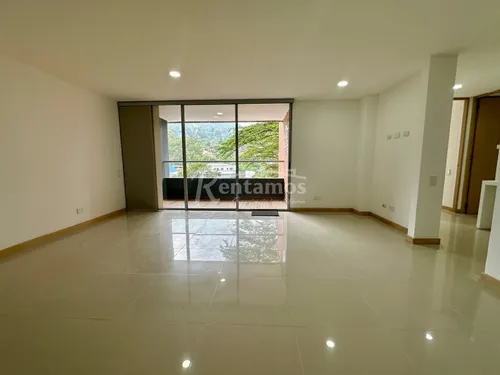 Apartamento En Arriendo En Loma El Chocho. Cod A775932