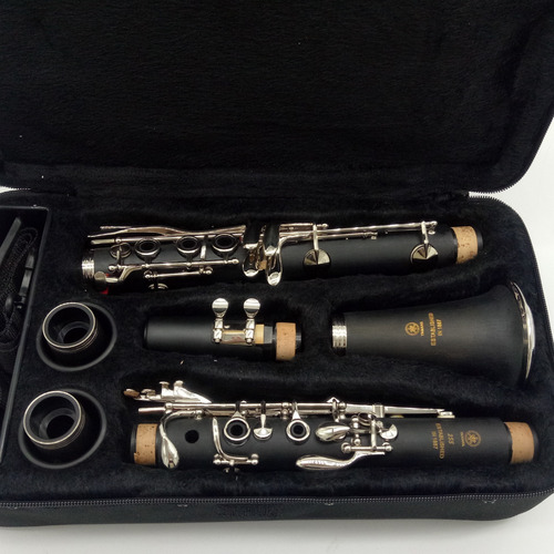 Clarinete Yamaha Ycl-255 - Preto