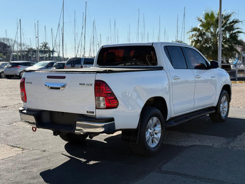 Toyota Hilux Pick-Up 2.8 Cd Srv 177cv 4x2