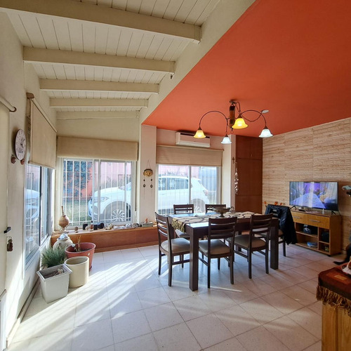 Vende Casa De 2 Habitaciones En Córdoba Al 700