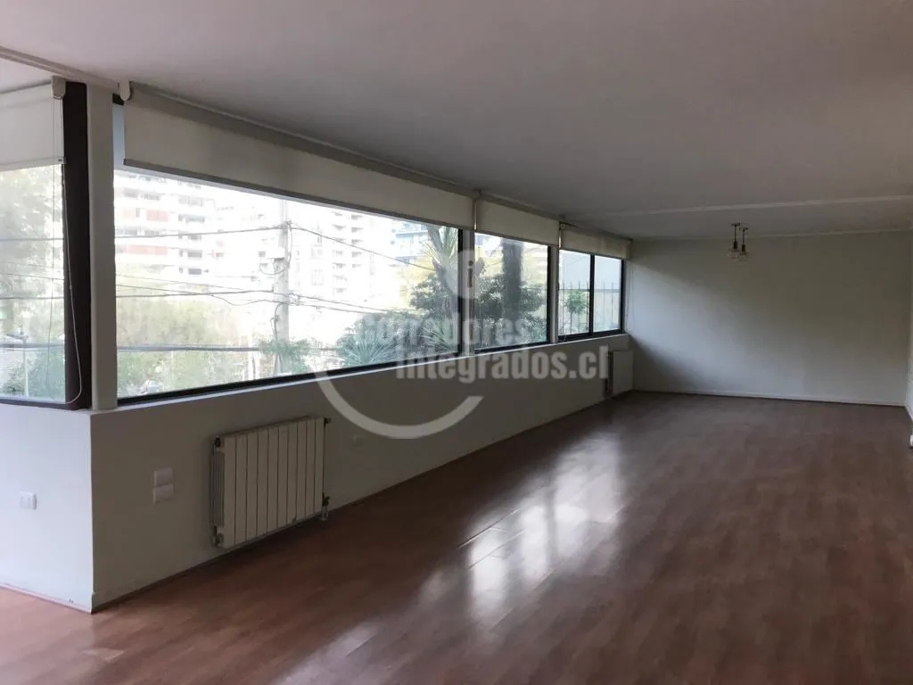 Imagen 4 de 12 de Casa En Venta De 4 Dorm. En Las Condes