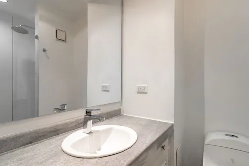 Apartamento En Arriendo En Los Rosales. Cod A17136