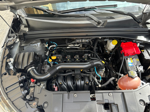 Fiat Toro 1.8 16v Freedom Flex 4x2 Aut. 4p