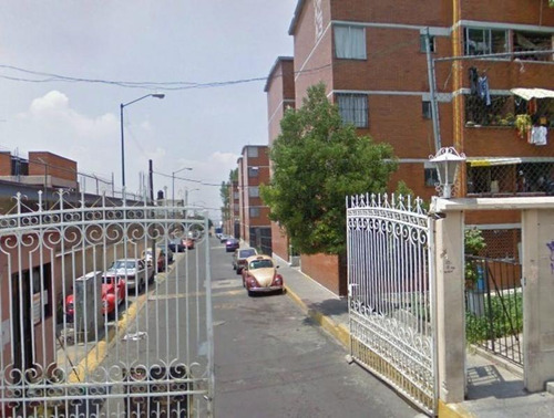 Remate - Departamento Residencial En Venta En Colonia San Juan Xalpa, Iztapalapa, Distrito Federal - Aut724