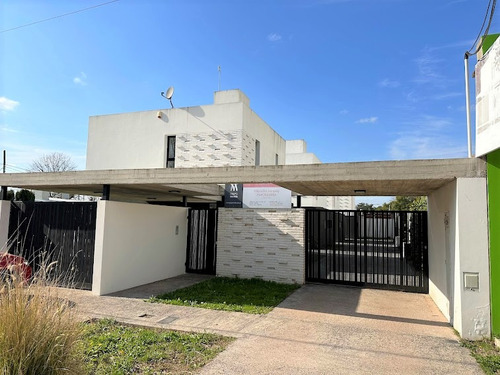 Duplex A Estrenar, Venta, 2 Dormitorios Villa Elisa A Mts Del Centenario