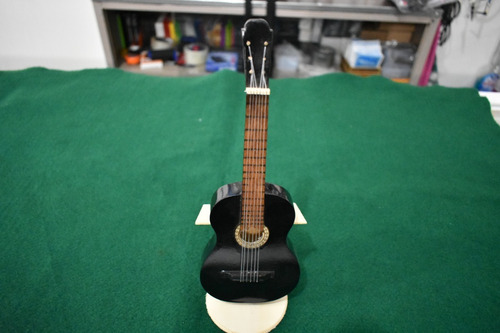 Guitarra Clásica Miniatura Color Negro