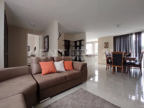 Casa En Venta En El Espiritu Santo, San Juan Del Rio, Queretaro.