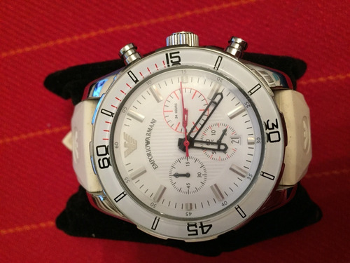 Relógio Empório Armani Bisel De Cristal Branco Mod. Ar5947